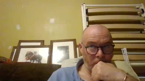 Snapshot of dextahex chatting on 02.26.25 Dexta online show from 02.26.25