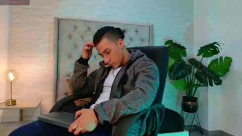 dexter_harder online show from 10.08.25