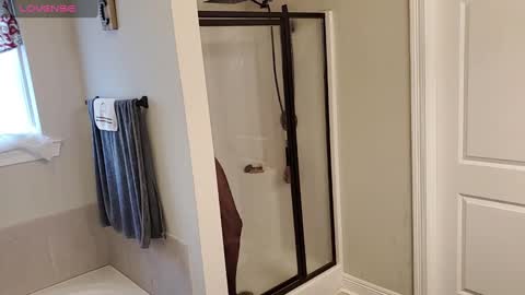 Snapshot of dextercollins chatting on 12.18.24 Dextercollins online show from 12.18.24