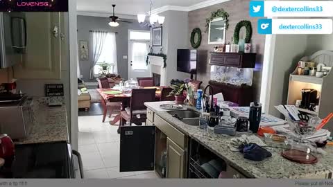 Snapshot of dextercollins chatting on 01.14.25 Dextercollins online show from 01.14.25