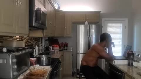 Snapshot of dextercollins chatting on 10.30.25 Dextercollins online show from 10.30.25