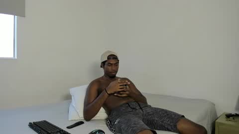 Snapshot of deyian chatting on 10.22.25 deyian online show from 10.22.25