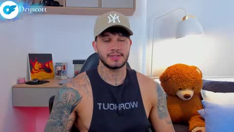 JULIAN online show from 03.11.25