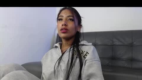 Snapshot of deysha_garncia chatting on 11.05.25 Deysha online show from 11.05.25