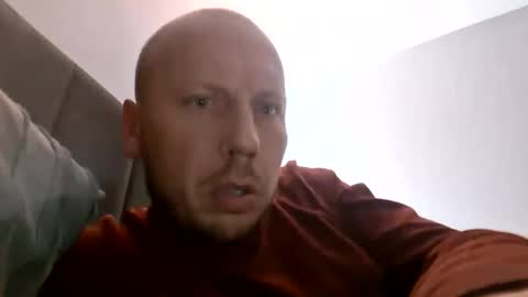 Snapshot of deznuts130 chatting on 10.19.25 deznuts130 online show from 10.19.25