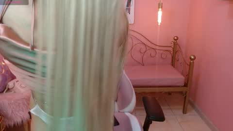 Snapshot of dhalton_x chatting on 02.21.26 Dhalton online show from 02.21.26