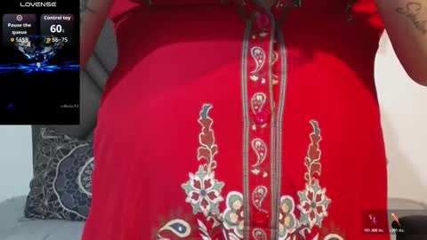 Snapshot of dharanisnisha chatting on 10.22.25 dharanisnisha online show from 10.22.25