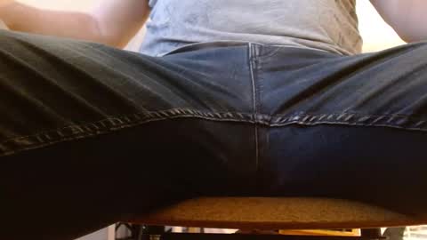 Snapshot of dhrobbert chatting on 02.11.25 Robbert online show from 02.11.25