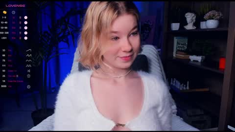Snapshot of di_huny chatting on 12.21.24 Arina online show from 12.21.24