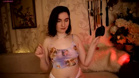 Diana Di Honey online show from 02.20.25