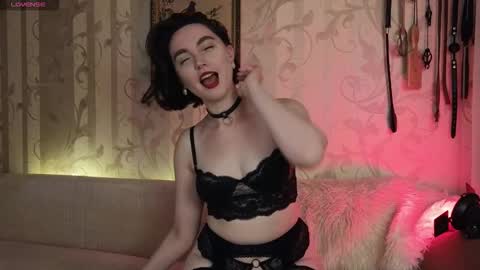 Diana Di Honey online show from 09.08.25