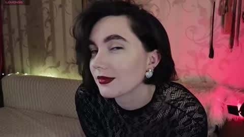 Diana Di Honey online show from 12.18.25