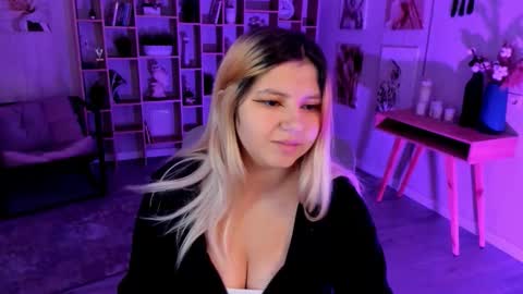 Dia online show from 10.07.25