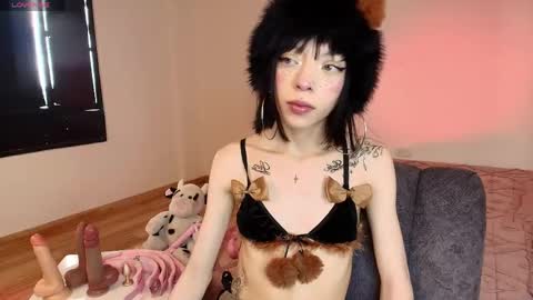 Snapshot of diamond__cherry chatting on 05.28.26 Diamond online show from 05.28.26