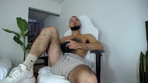 MaSSimo online show from 10.18.25