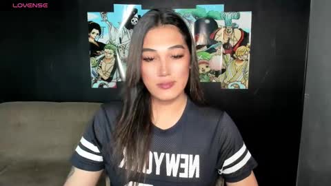 Snapshot of diamond_foxy chatting on 10.17.25 Wency online show from 10.17.25