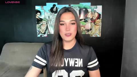 Snapshot of diamond_foxy chatting on 11.08.25 Wency online show from 11.08.25