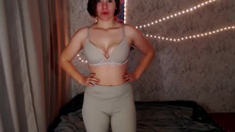 Snapshot of diamond_is chatting on 10.18.25 diamond is online show from 10.18.25