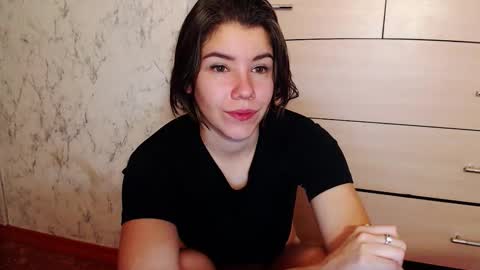 Snapshot of diamond_is chatting on 10.21.25 diamond is online show from 10.21.25