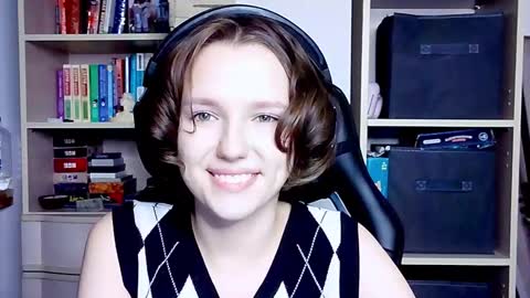 Snapshot of diana_back3 chatting on 10.03.25 diana_back3 online show from 10.03.25