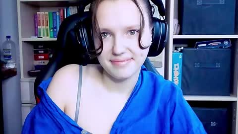 Snapshot of diana_back3 chatting on 10.06.25 diana_back3 online show from 10.06.25