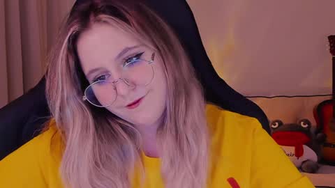 Snapshot of diana_floweri chatting on 12.11.24 Diana online show from 12.11.24