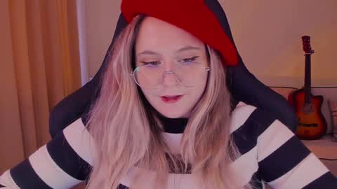 Snapshot of diana_floweri chatting on 12.12.24 Diana online show from 12.12.24