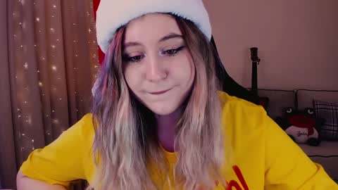 Snapshot of diana_floweri chatting on 12.20.24 Diana online show from 12.20.24