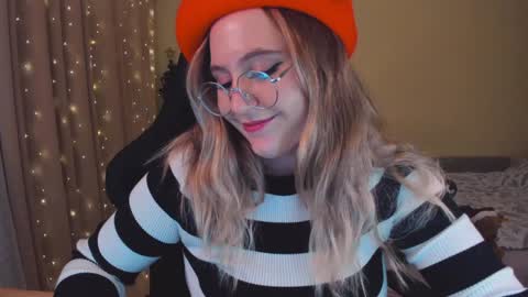 Snapshot of diana_floweri chatting on 12.28.24 Diana online show from 12.28.24