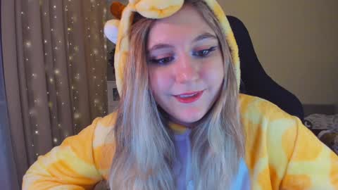 Snapshot of diana_floweri chatting on 12.29.24 Diana online show from 12.29.24