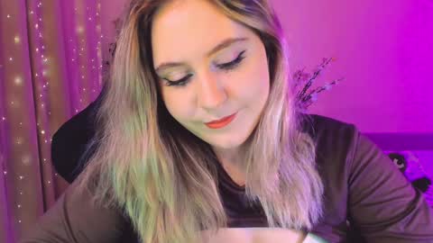 Snapshot of diana_floweri chatting on 01.28.25 Diana online show from 01.28.25