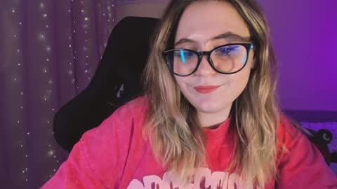 Snapshot of diana_floweri chatting on 02.07.25 Diana online show from 02.07.25