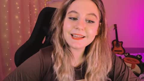 Snapshot of diana_floweri chatting on 02.10.25 Diana online show from 02.10.25