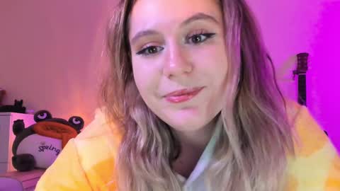 Snapshot of diana_floweri chatting on 02.12.25 Diana online show from 02.12.25