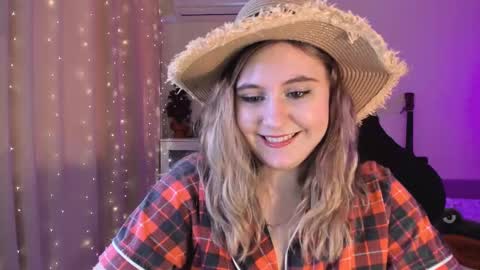 Snapshot of diana_floweri chatting on 02.14.25 Diana online show from 02.14.25