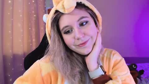 Snapshot of diana_floweri chatting on 02.16.25 Diana online show from 02.16.25