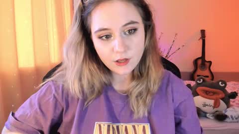 Snapshot of diana_floweri chatting on 02.21.25 Diana online show from 02.21.25