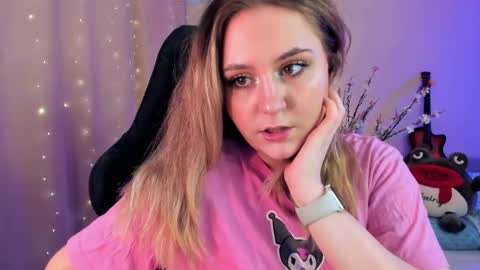 Snapshot of diana_floweri chatting on 02.28.25 Diana online show from 02.28.25