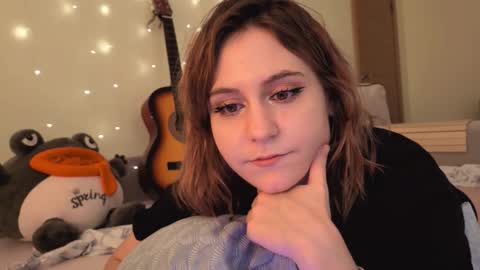 Snapshot of diana_floweri chatting on 09.17.25 Diana online show from 09.17.25