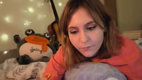 Snapshot of diana_floweri chatting on 09.19.25 Diana online show from 09.19.25