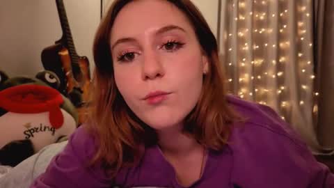 Snapshot of diana_floweri chatting on 10.04.25 Diana online show from 10.04.25