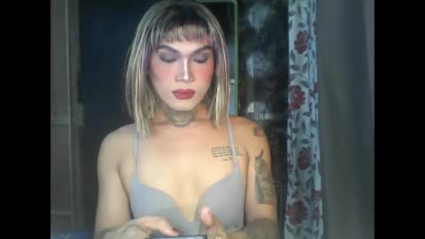 Snapshot of diana_hugex chatting on 11.26.25 kak sakir online show from 11.26.25