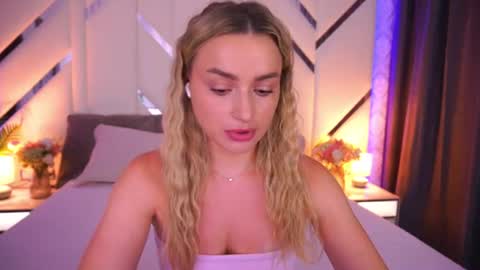 Snapshot of diana_nova chatting on 07.18.26 diana_nova online show from 07.18.26