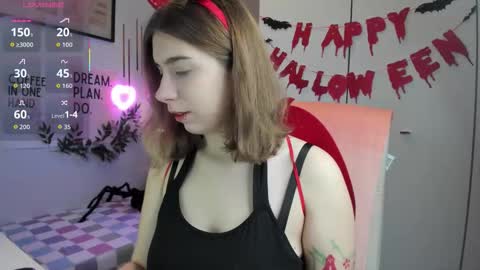 Snapshot of dianagalaxy chatting on 10.26.25 Diana online show from 10.26.25