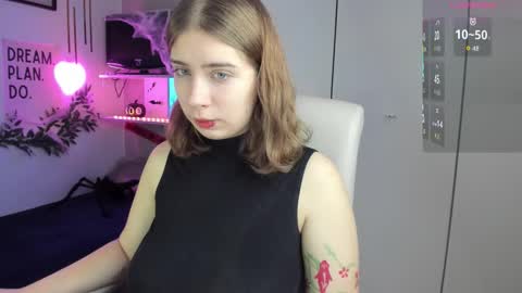 Snapshot of dianagalaxy chatting on 11.07.25 Diana online show from 11.07.25