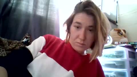 Snapshot of dianarussell864 chatting on 10.18.25 dianarussell864 online show from 10.18.25