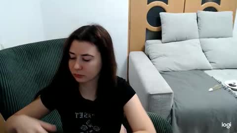 dianasmiey7 online show from 11.29.25