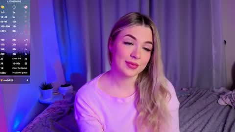 Snapshot of diannedibartolo chatting on 11.05.25 diannedibartolo online show from 11.05.25