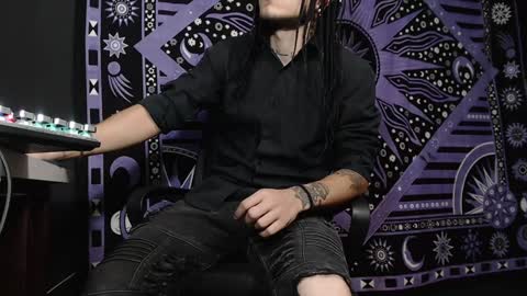 DICAPRIO online show from 01.14.25