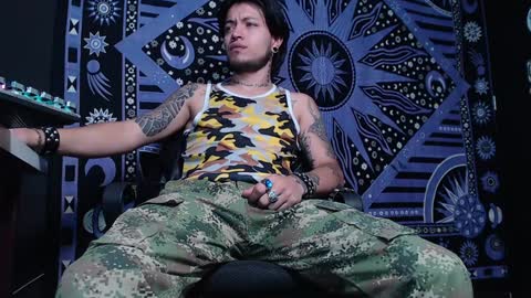 DICAPRIO online show from 02.02.25